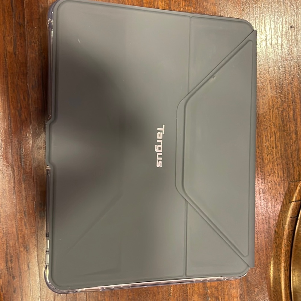 iPad Targus Pro tek case for 10.9” ipad